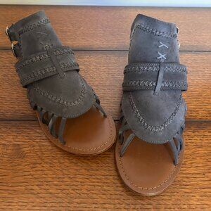 Coconuts by Matisse Gray Leather Sandals NWOT